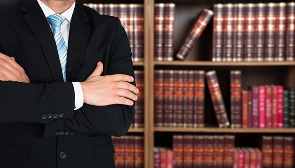 The Benefits of Hiring a Workers Comp Lawyer